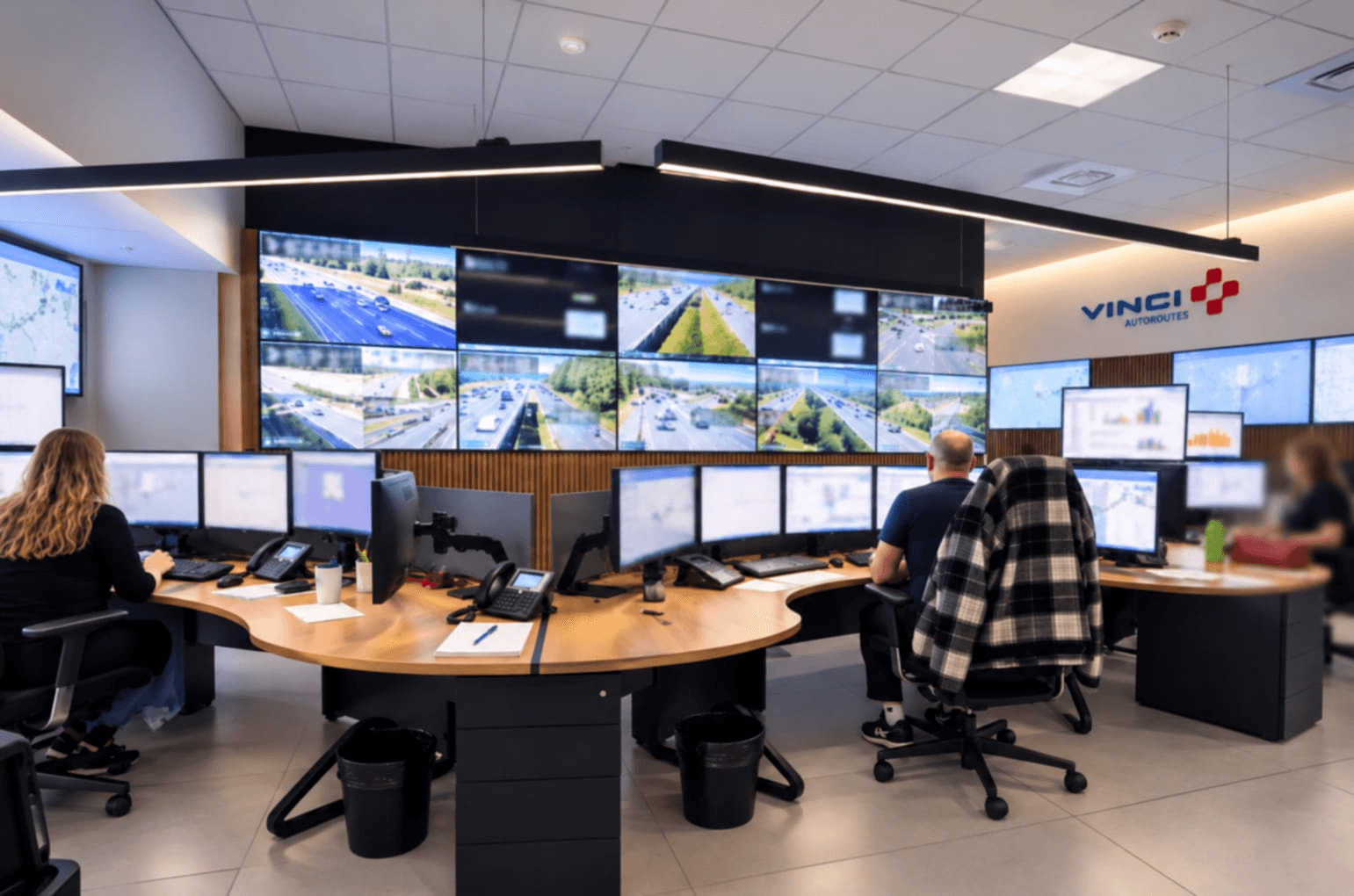 Operators in front of the Escota Security Control Centre video wall